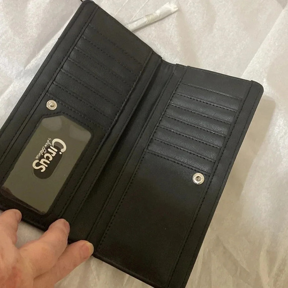 Circus Sam Edelman Black Bi Fold Credit Card Wallet - Picture 4 of 5